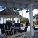 im Yacht Club verprassen